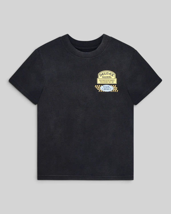 Baffle Haus Daphne Tee in anthracite grey, a slim fit cotton t-shirt with a chest pocket and Deus Ex Machina graphic.
