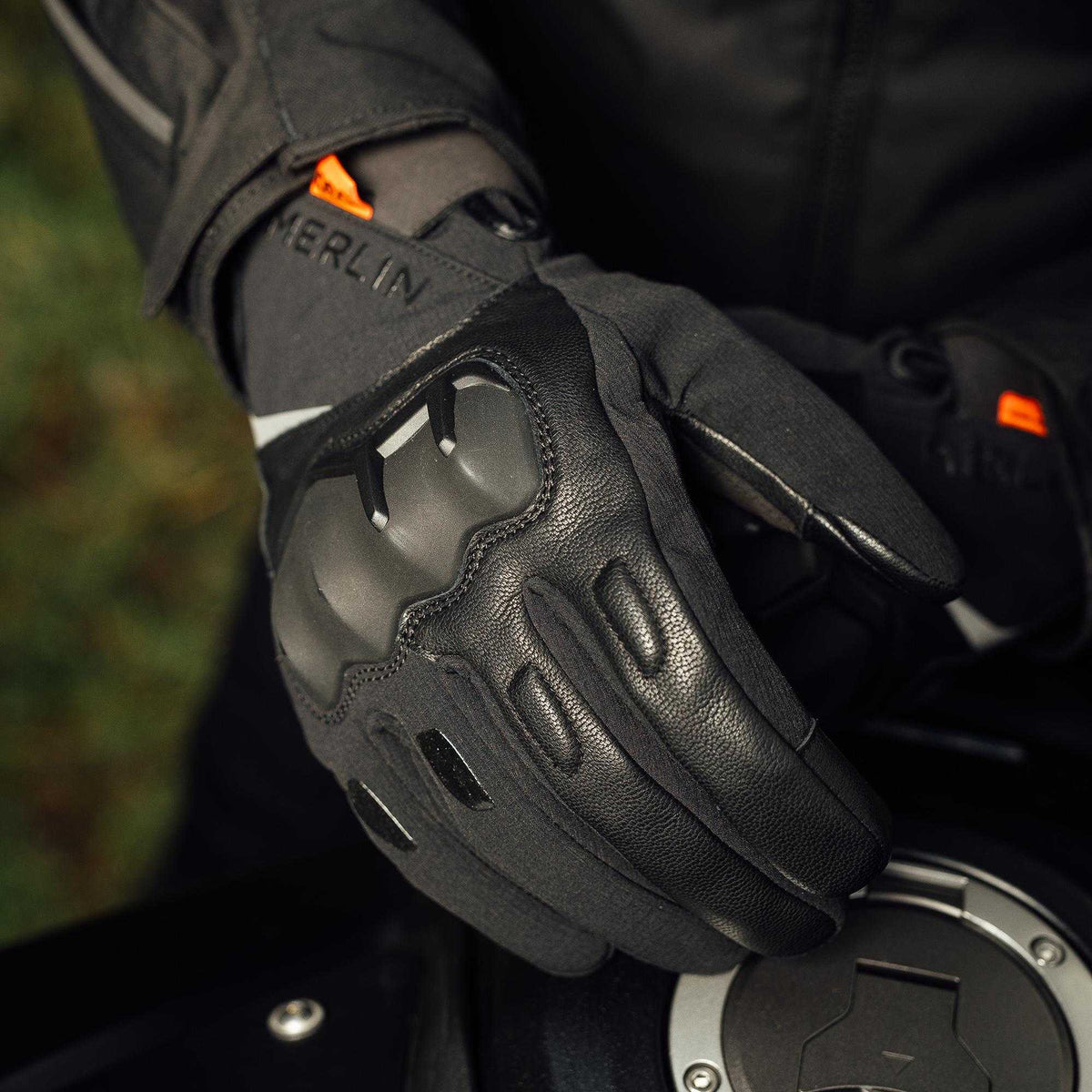 Merlin Denali Glove - Black