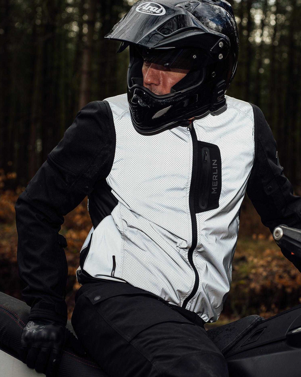 Merlin Reflect Pro Vest