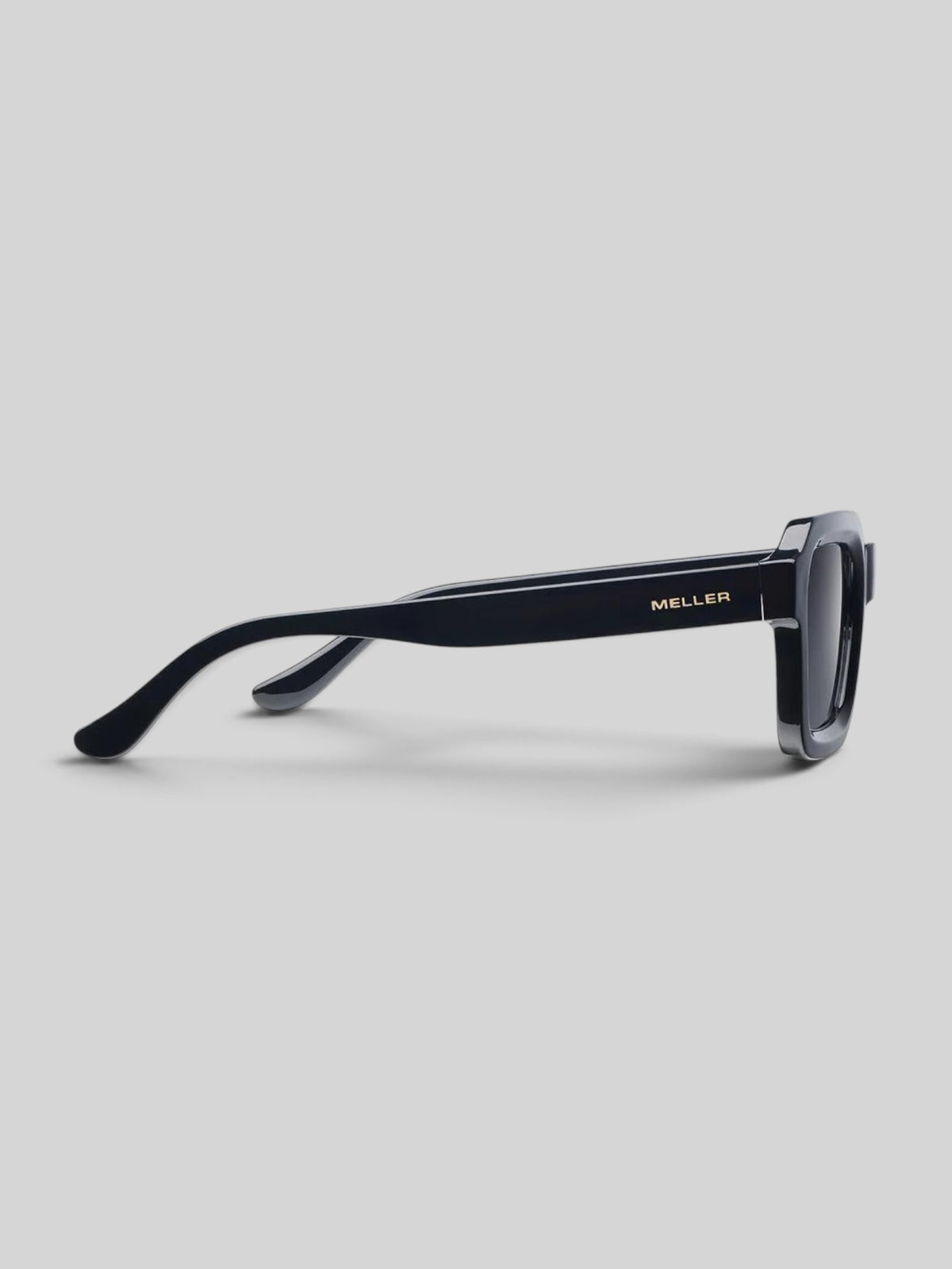 Baffle Haus NAYAH sunglasses in black bio acetate with a squared 70s inspired frame and polarized lenses