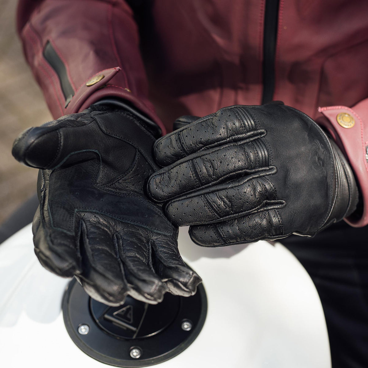 Imperial Leather Glove - Black